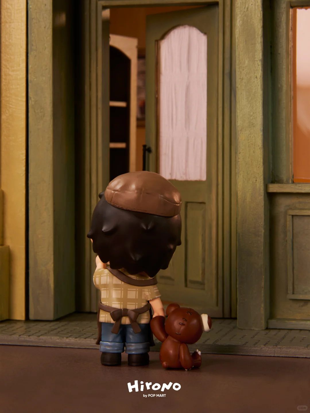 Hirono Coffee Figure