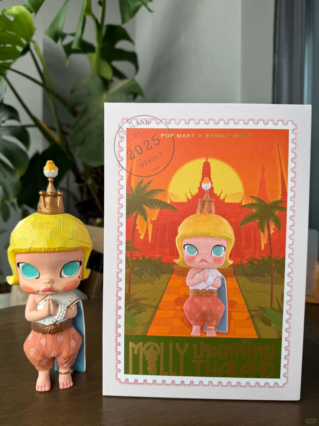 MOLLY 200% SAWASDEE ICONSIAM Figure, Thailand Exclusive