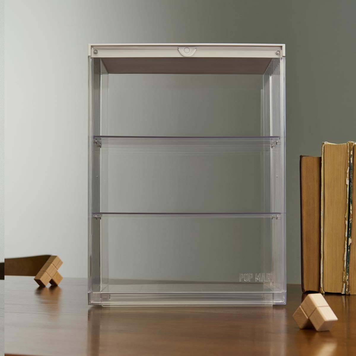 POP MART 400% Assemblable Lighted Display Container