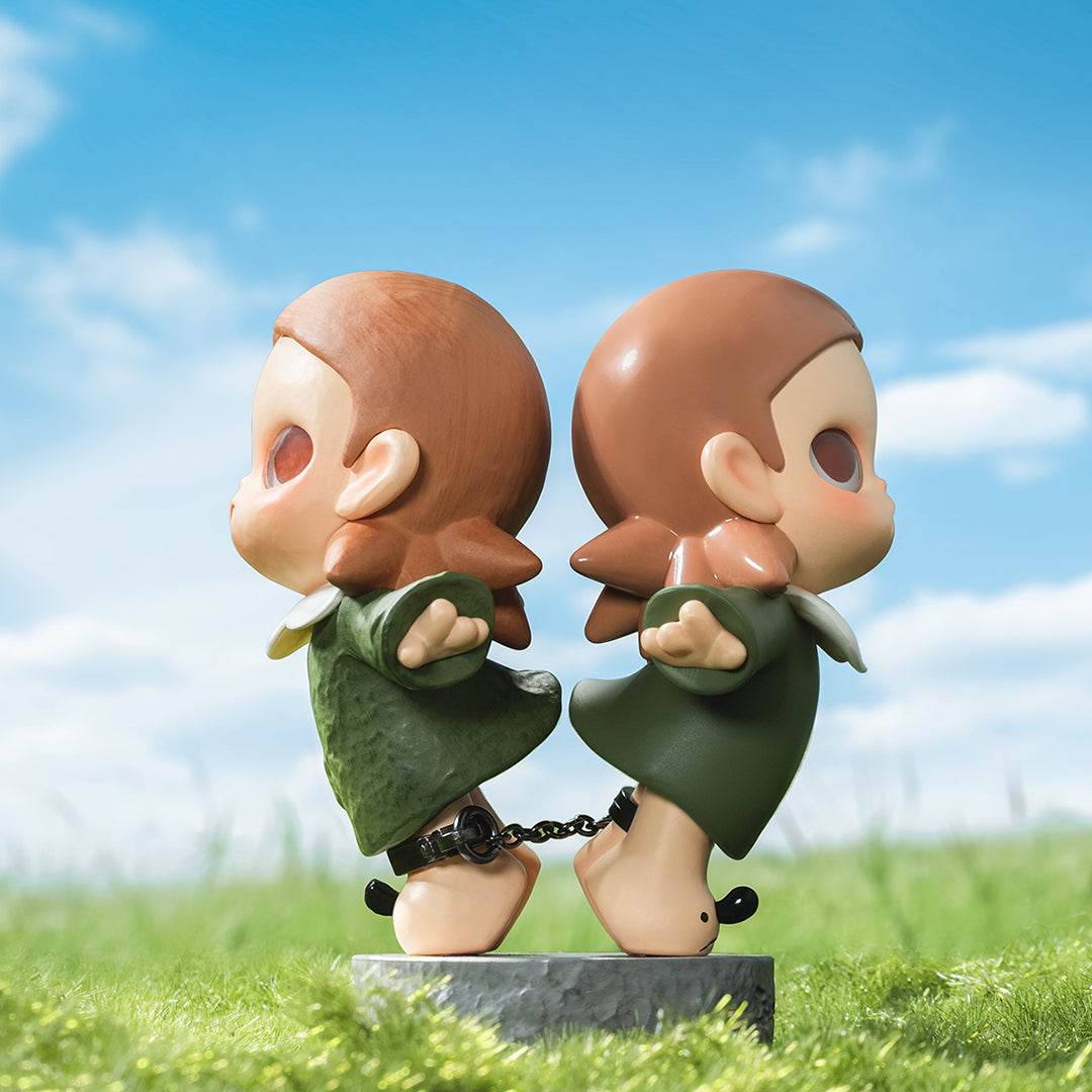 Zsiga Twins Series Figures