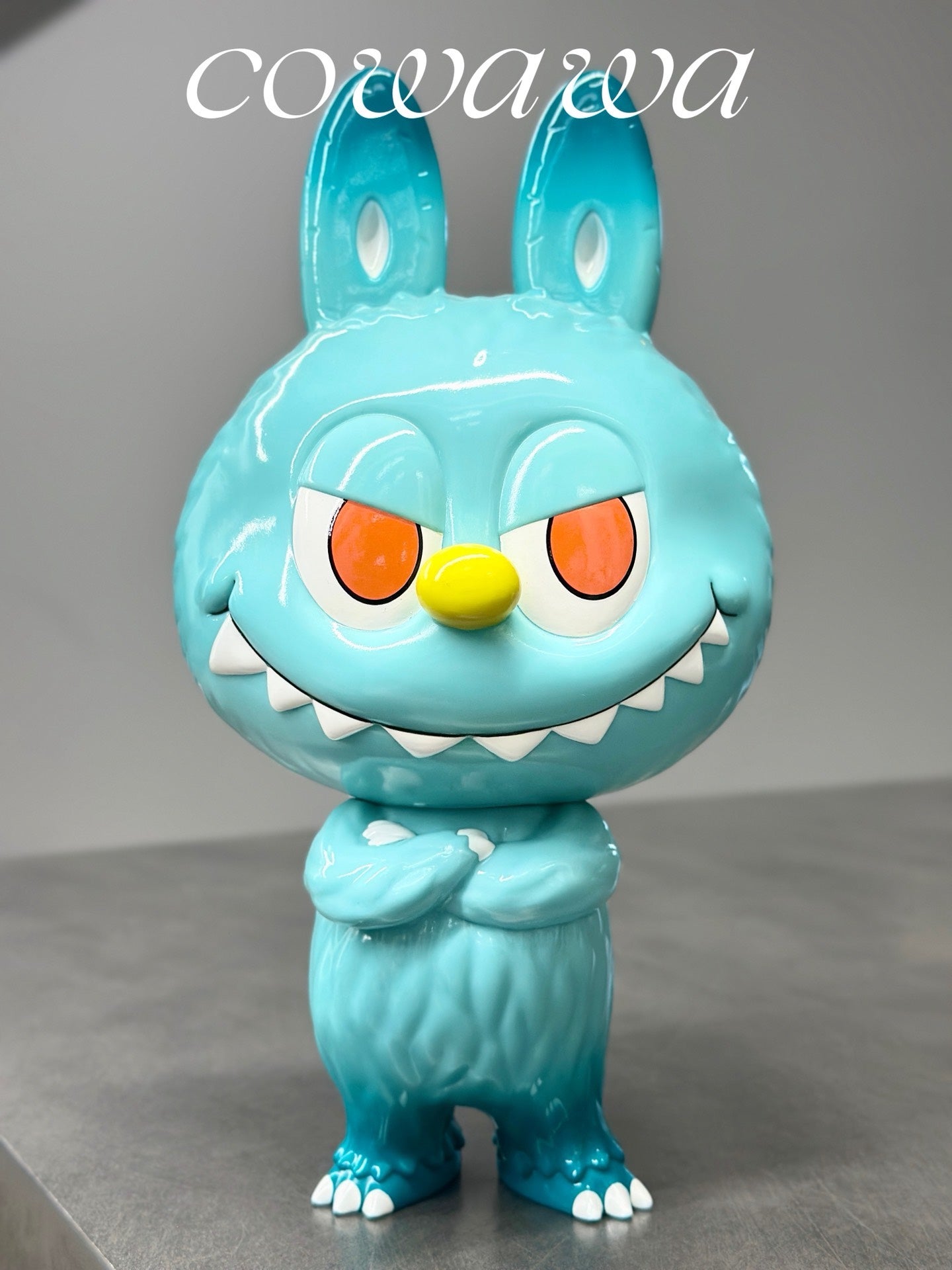 Cowawa original US-exclusive.