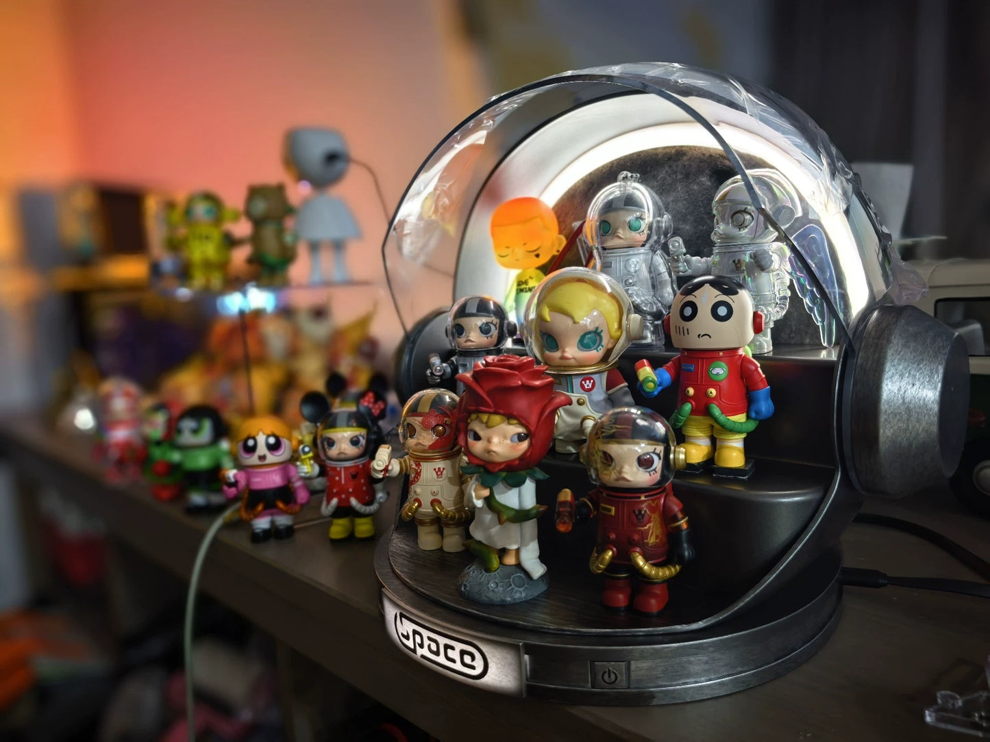 Mega Space Molly Prism Illuminated Display Box