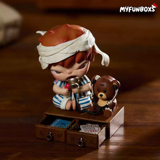 POP MART Hirono Well Pharmacy Series Figure Hanging Card