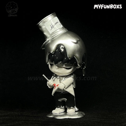 Handcrafted Hirono -Annihilation figure - Silver (PRE-ORDER)