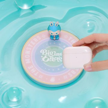 THE MONSTERS Big into Energy Series-Wireless Charger