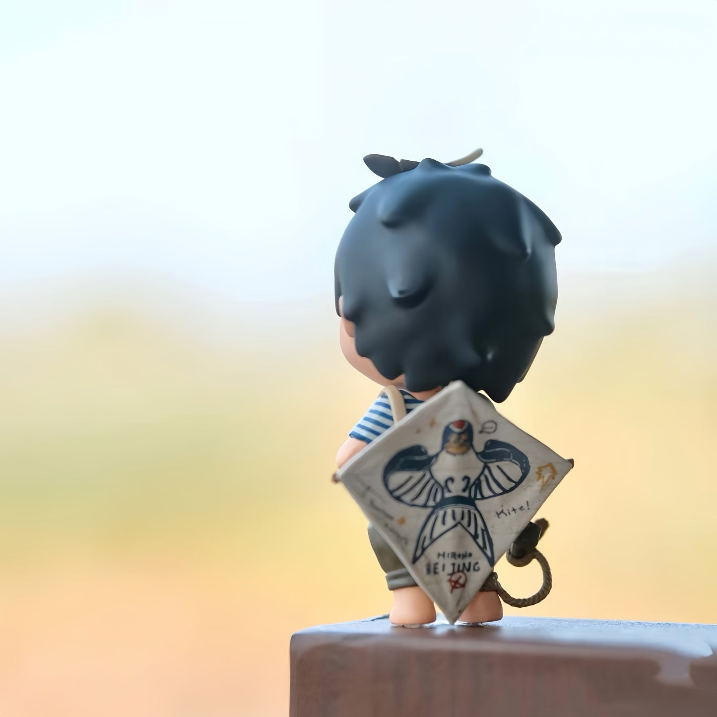Hirono Kite Beijing Swift Figurine, Limited Edition