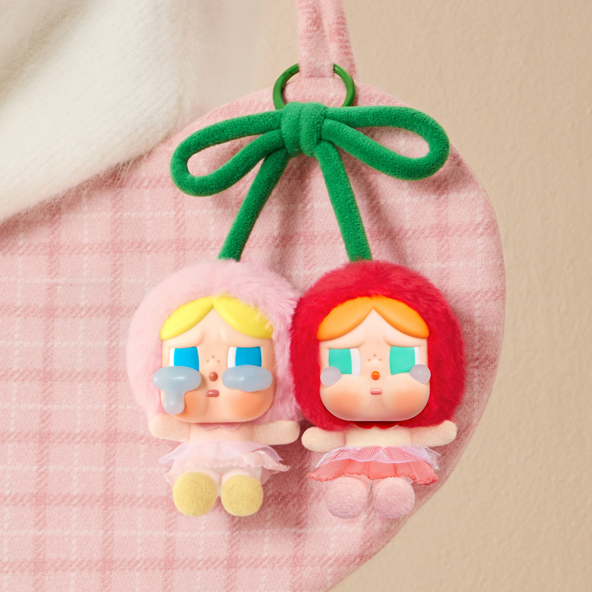 CRYBABY Crying For Love Series Vinyl Plush Pendant (Love You Cherry Much)