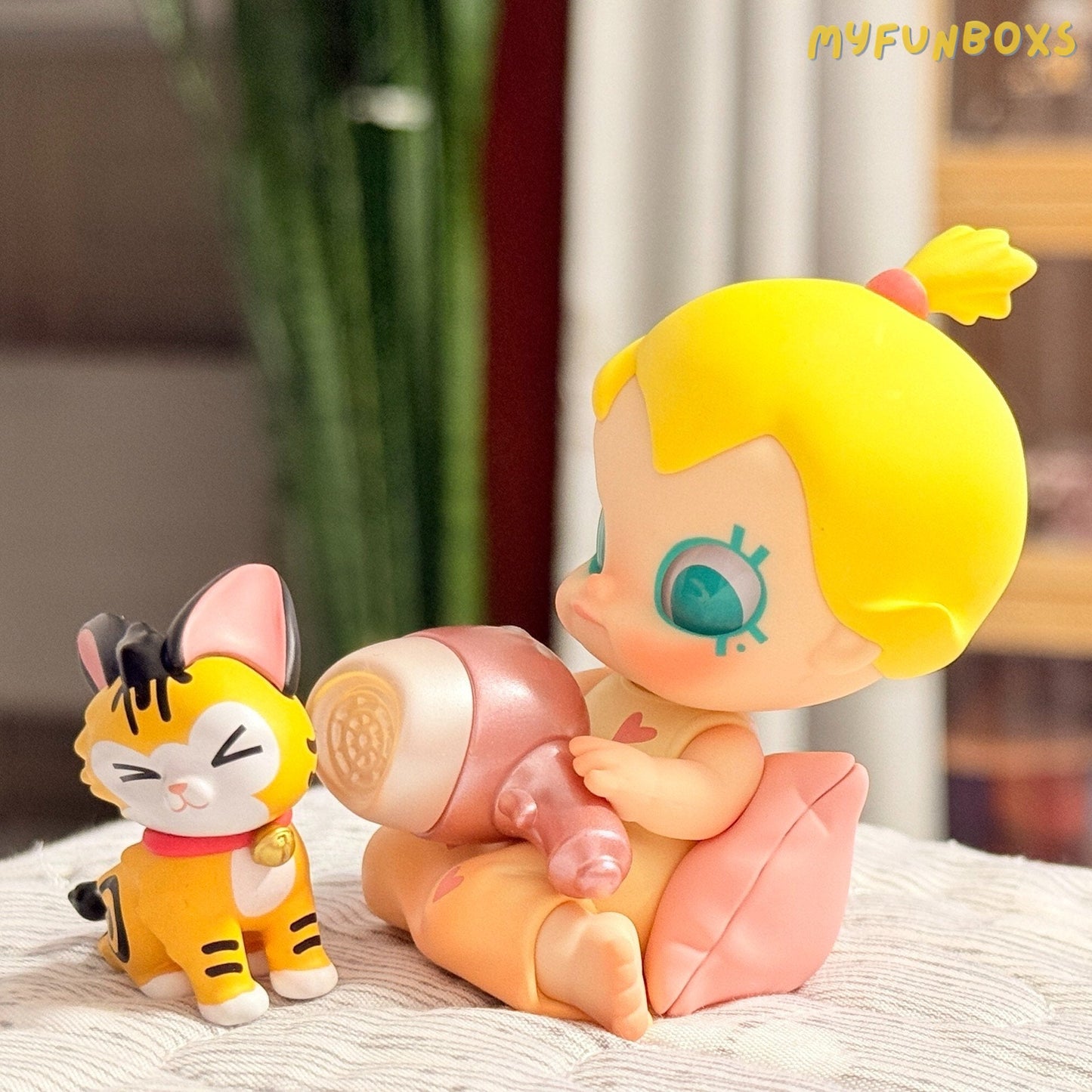 Baby Molly Miaoqu Tongsheng Series Blind Box - Face the Wind (Opened)