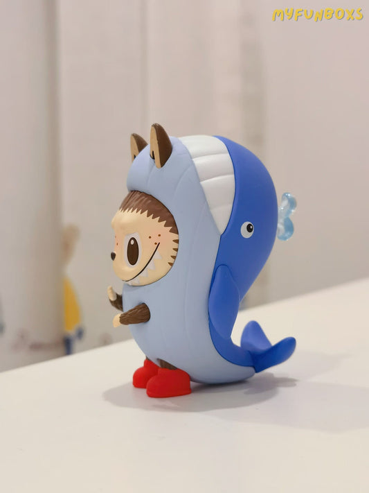 Pop Mart blind box, Labub animal series, whale