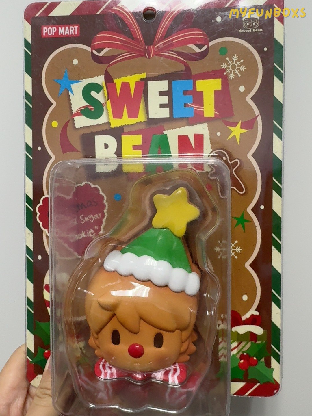 Pop Mart's new Little Sweet Bean Christmas Frosted Sugar Cookie Hanging Tag