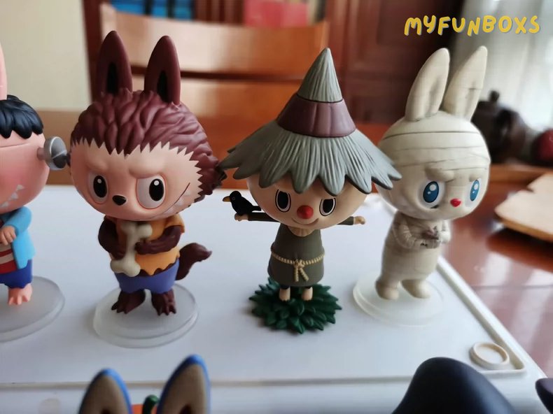 🎃 Labubu Halloween "The Monsters Carnival" Series - Complete 12-Piece Set (Opened)