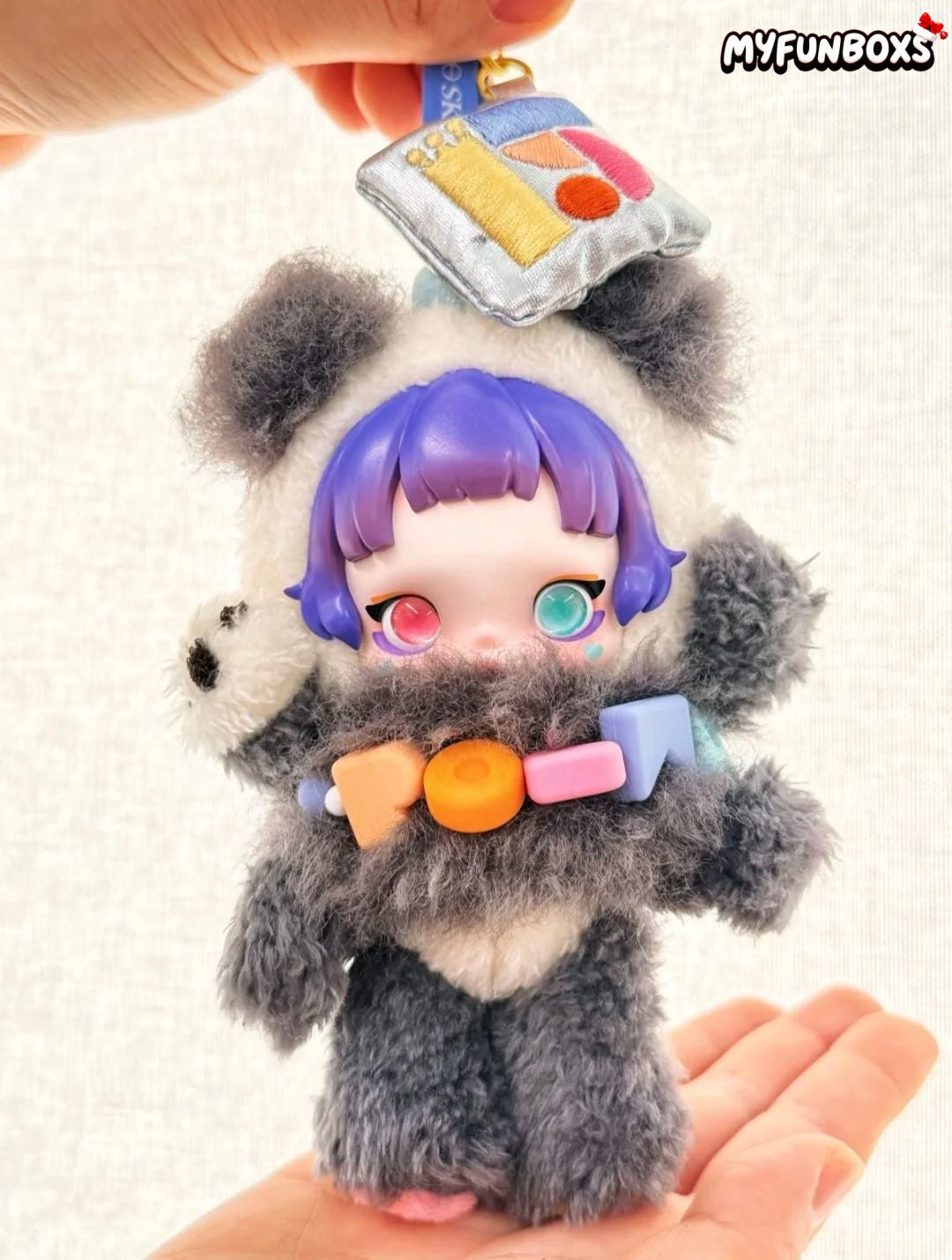 POP MART 15th "KEEP REAL KEEP FOCUS" Anniversary Gift Box