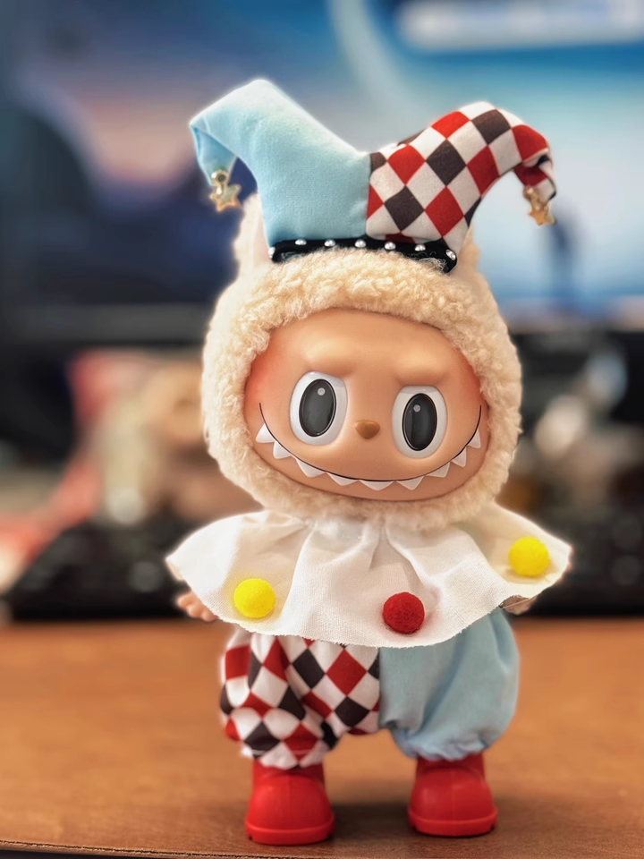 labubu circus clown clothes