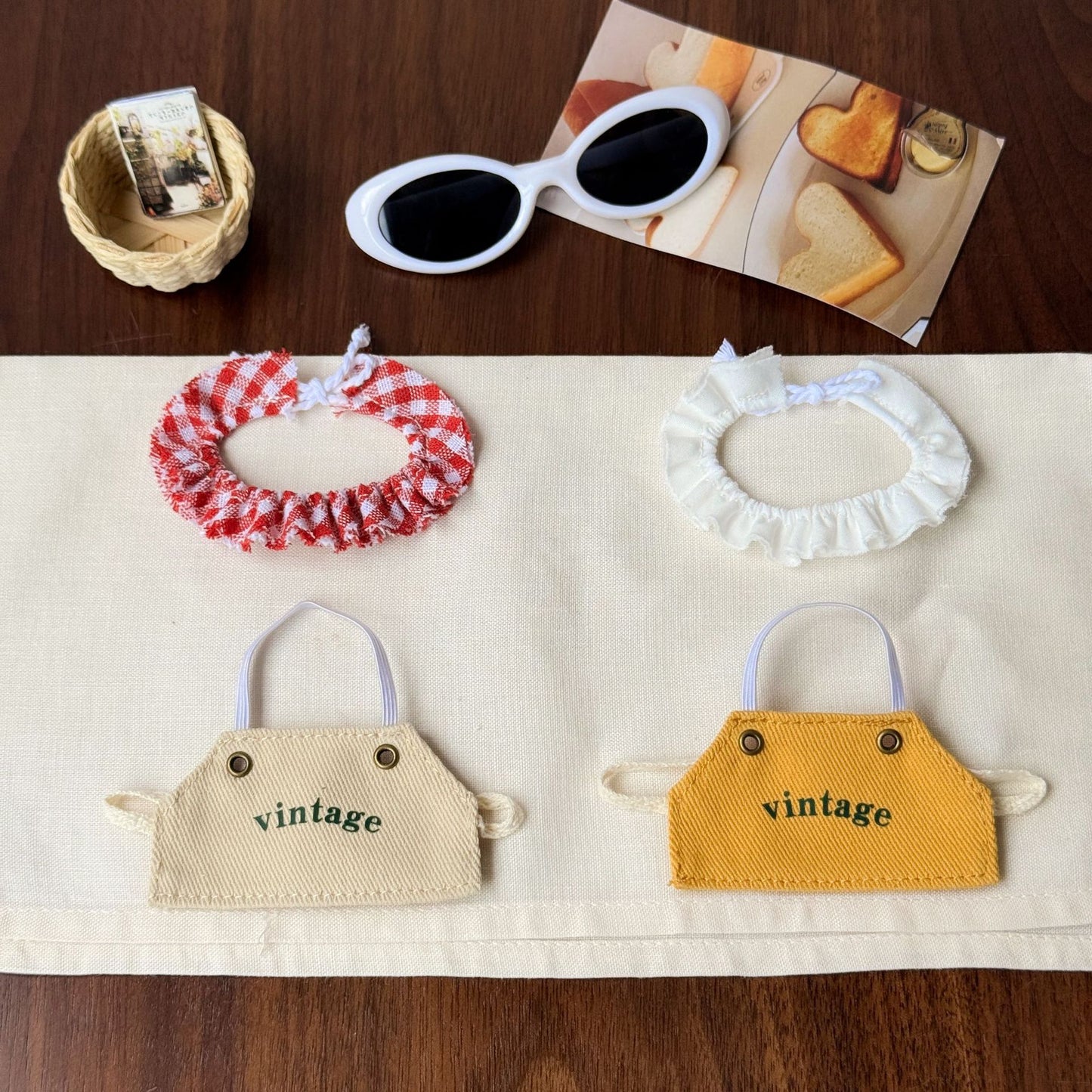 Mini Labubu retro  clothes