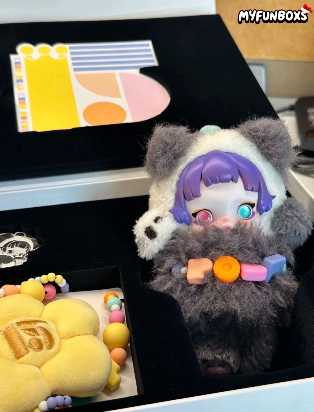 POP MART 15th "KEEP REAL KEEP FOCUS" Anniversary Gift Box