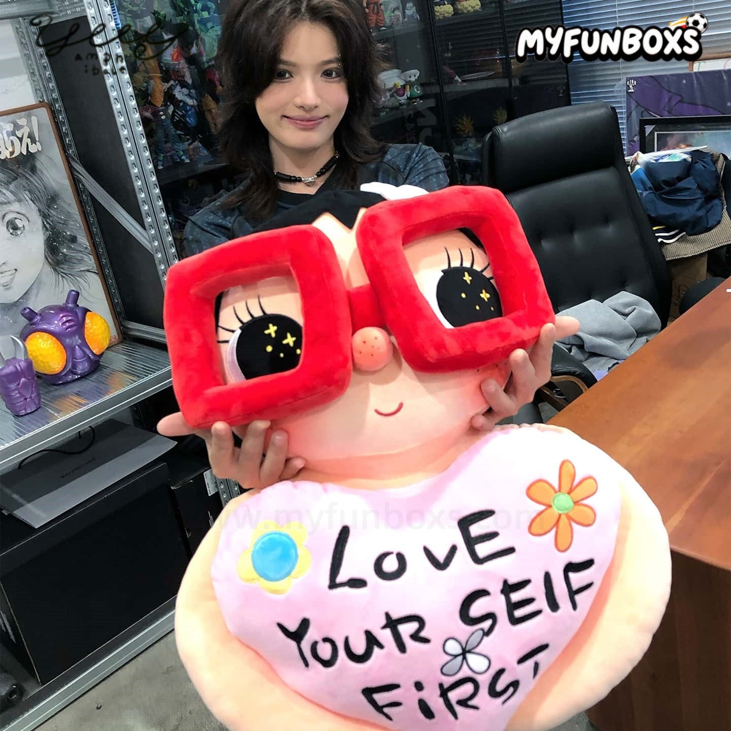 YUY xiao yu love yourself pillow
