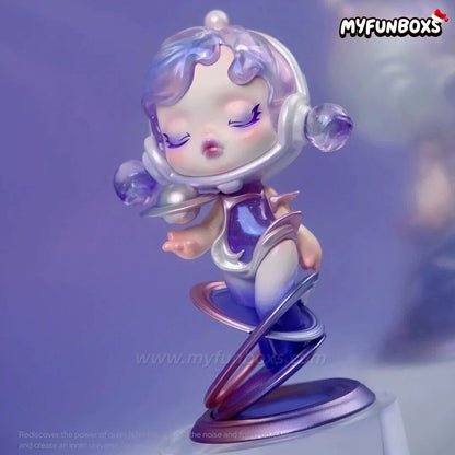 POP MART SKULLPANDA Flowing Light With Figure Hanging Card