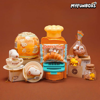 PEANUTS Baking Series surprise gashapon