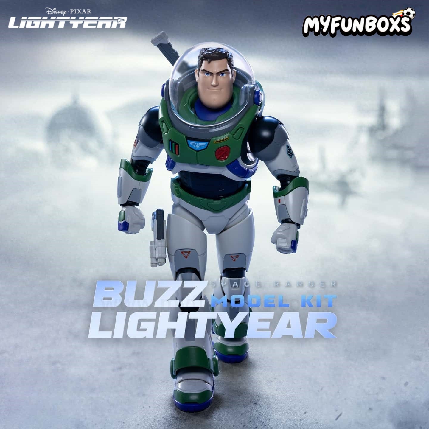 BUZZ  LIGHTYEAR SPACE RANGER MODEL KIT 1/8 Action Figure