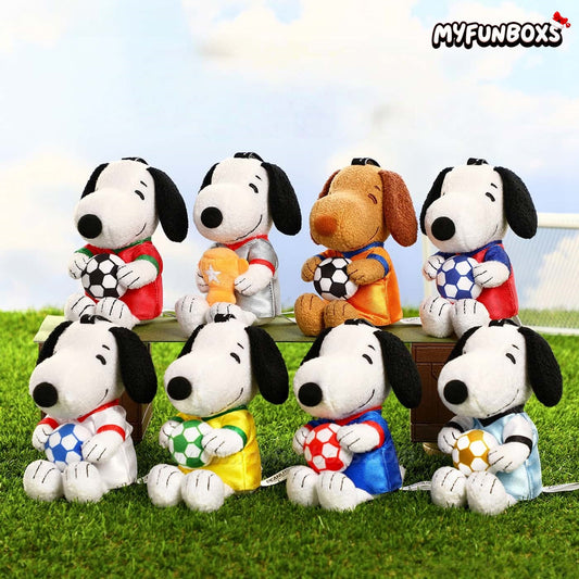 PEANUTS Snoopy Soccer Series Plush Keychain Blind Box(PRE-ORDER)
