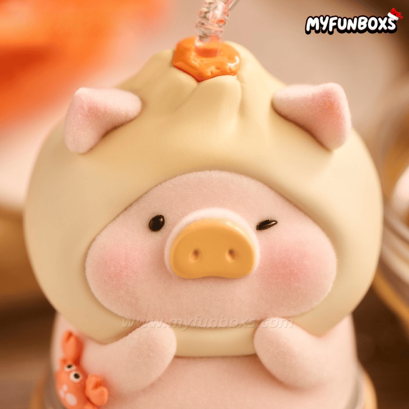 LuLu the Piggy - Crab Roe Bun Hanging Card