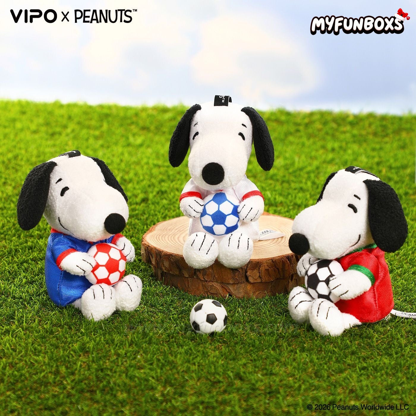 PEANUTS Snoopy Soccer Series Plush Keychain Blind Box(PRE-ORDER)