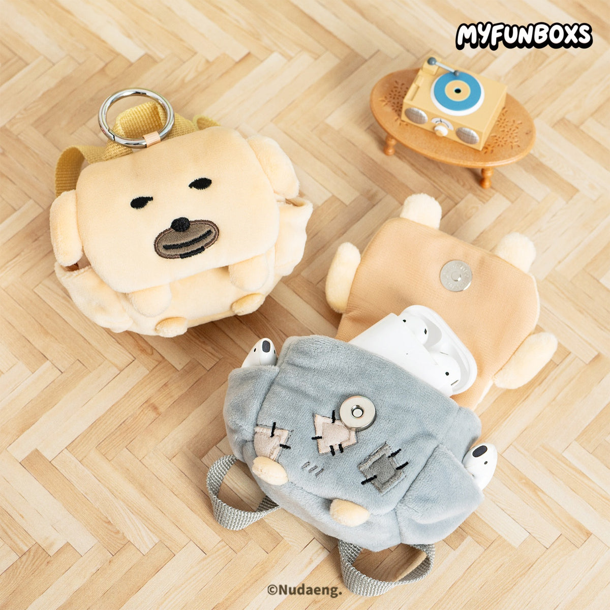 Nudaeng Plush Beggar Earbud Case
