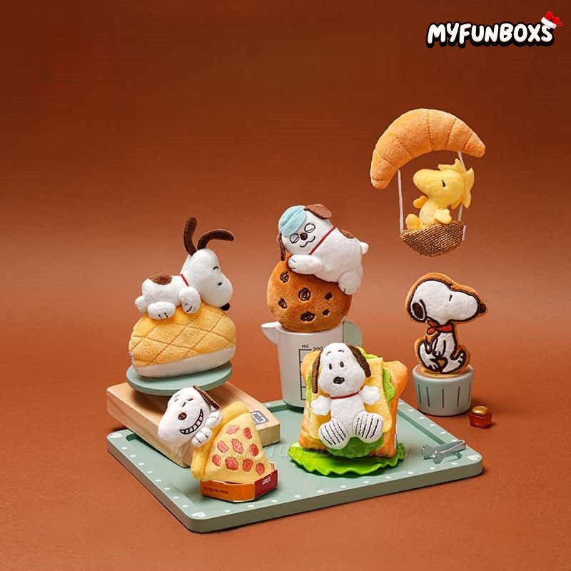 PEANUTS Snoopy Baking Paradise Series Plush Magnet Blind Box