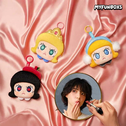 POP MART Angry Molly [PLAY] Disney Princess Series Mini Bag Blind Box