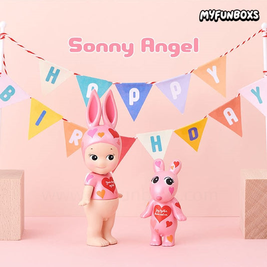 Celebrate 15 years of Sonny Angel with this limited-edition guidebook & figure set