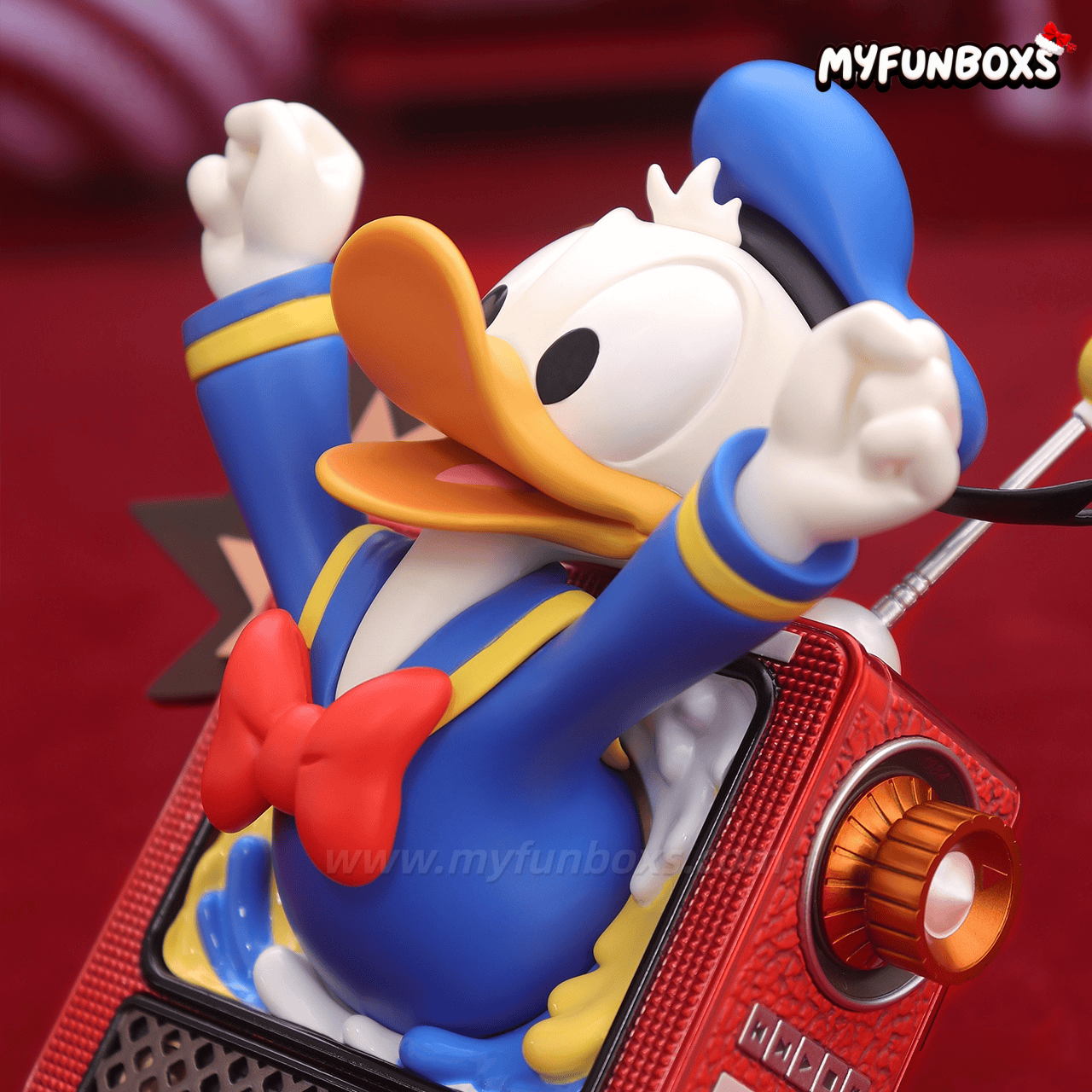 Disney TV Donald Duck Hanging Card