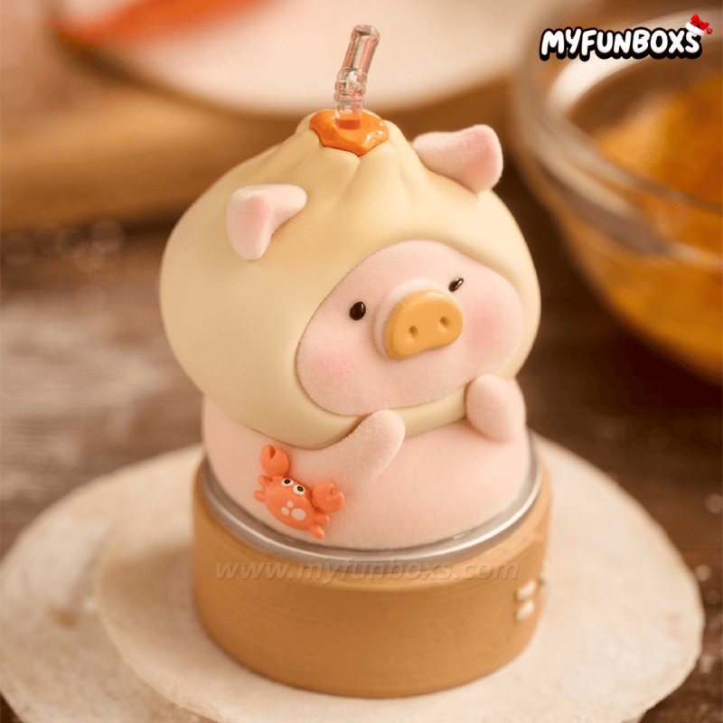 LuLu the Piggy - Crab Roe Bun Hanging Card