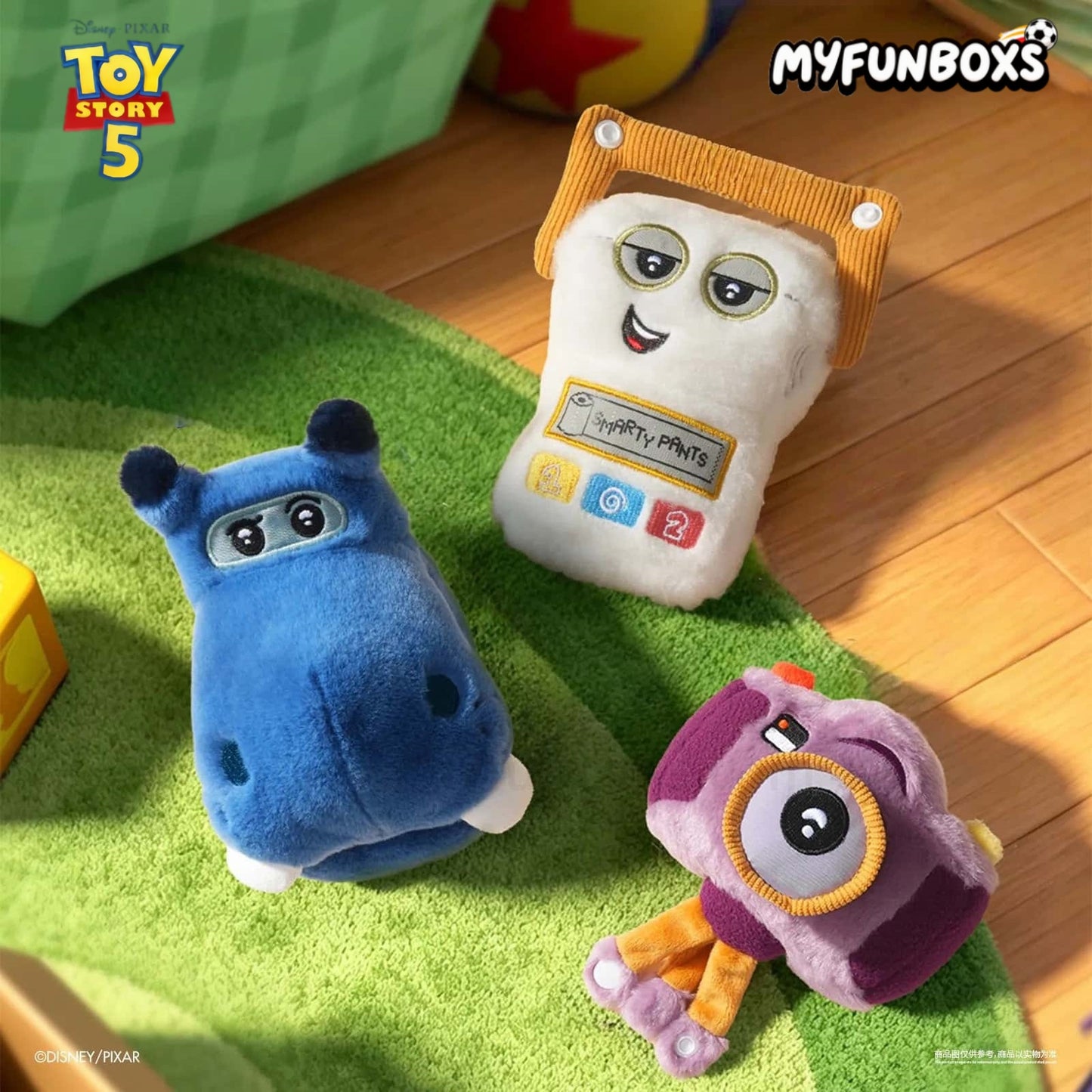 Toy Story Warm Embrace Series plush keychain blind box.