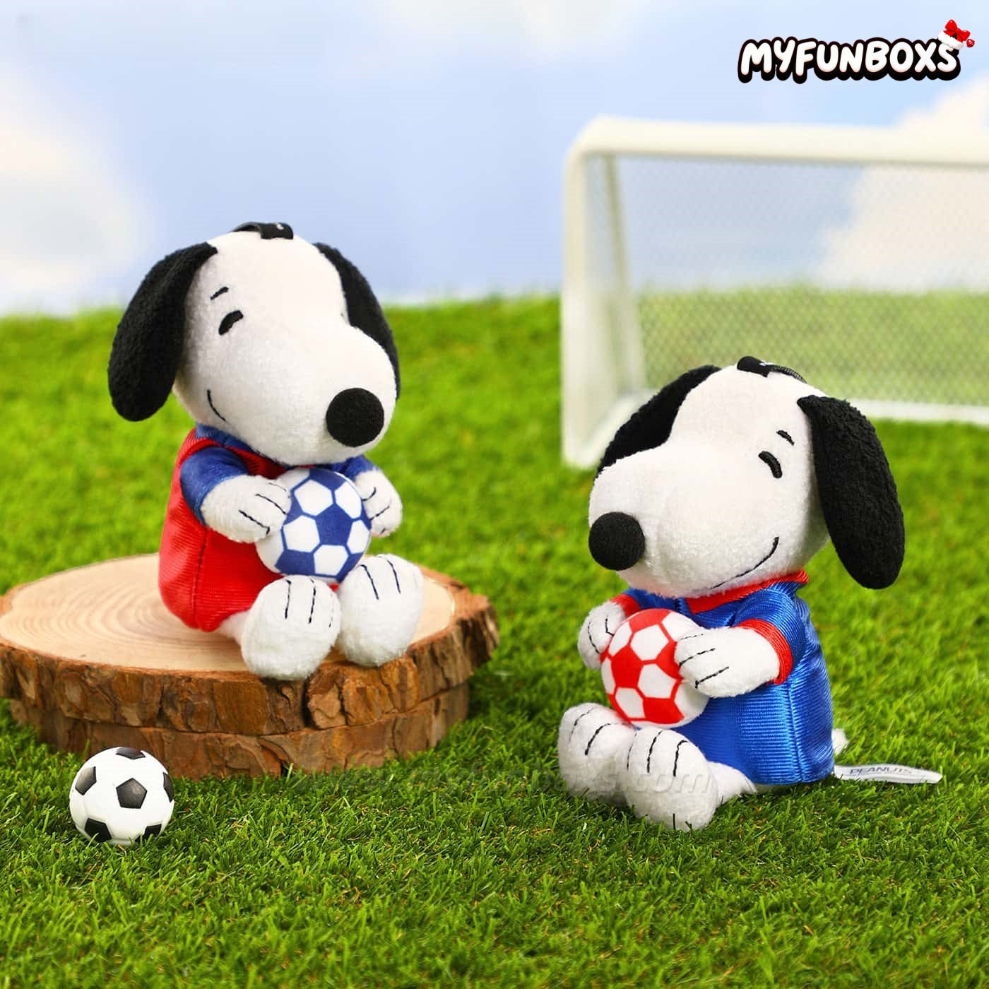 PEANUTS Snoopy Soccer Series Plush Keychain Blind Box(PRE-ORDER)