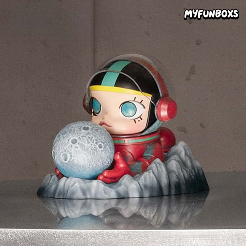 POP MART MEGA SPACE MOLLY Hello, Moon Ambient Moon Lamp