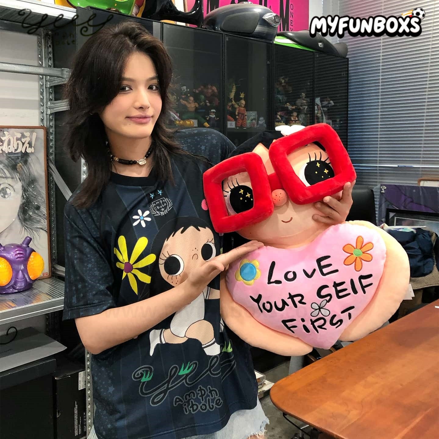 YUY xiao yu love yourself pillow