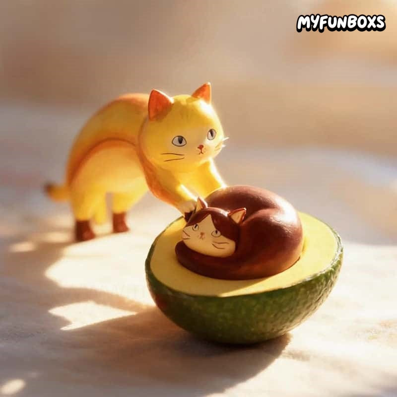 COMUGI Fruity Meow Series Figure Blind Box