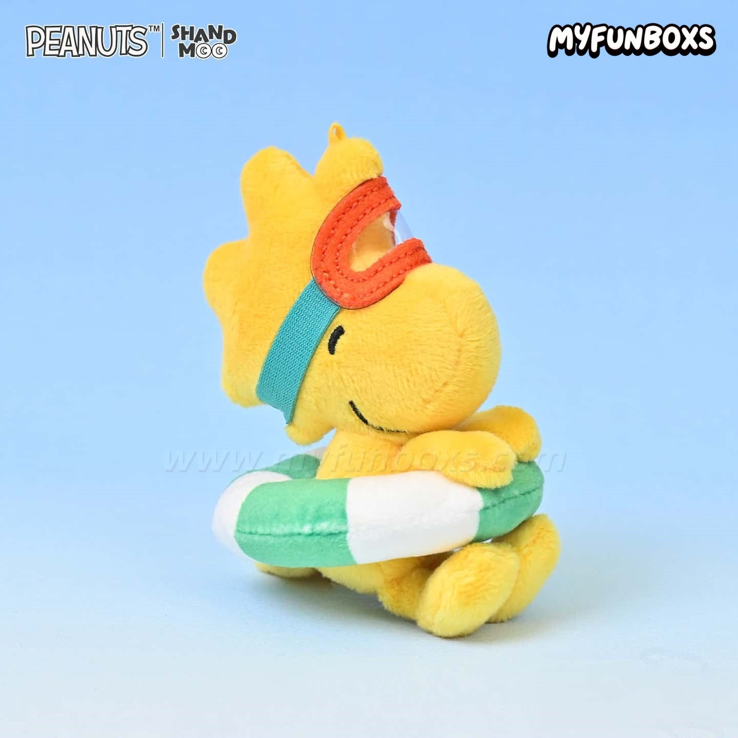 PEANUTS Snoopy Summer Vlog Series plush keychain