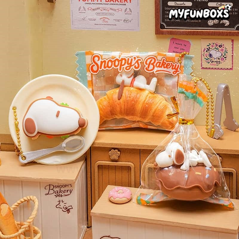PEANUTS Baking Series surprise gashapon