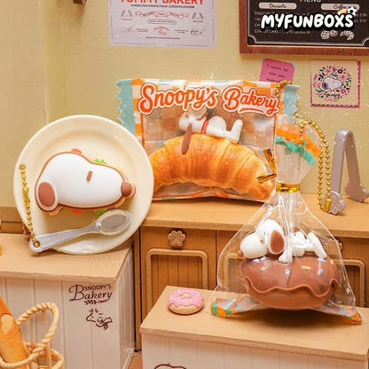 PEANUTS Baking Series surprise gashapon