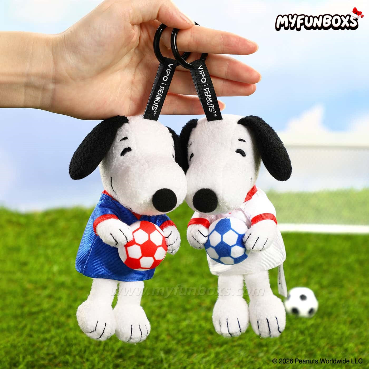 PEANUTS Snoopy Soccer Series Plush Keychain Blind Box(PRE-ORDER)
