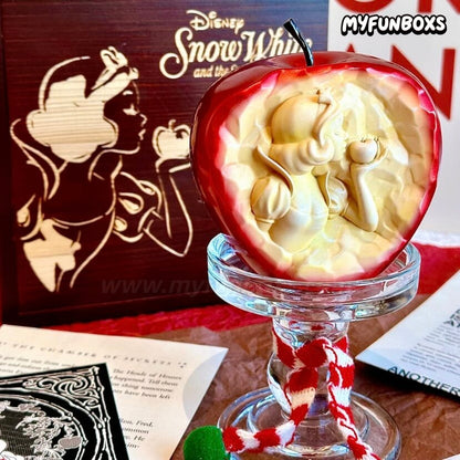 DSN Snow White's Red Apple Christmas limited figurine