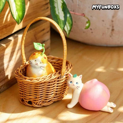 COMUGI Fruity Meow Series Figure Blind Box