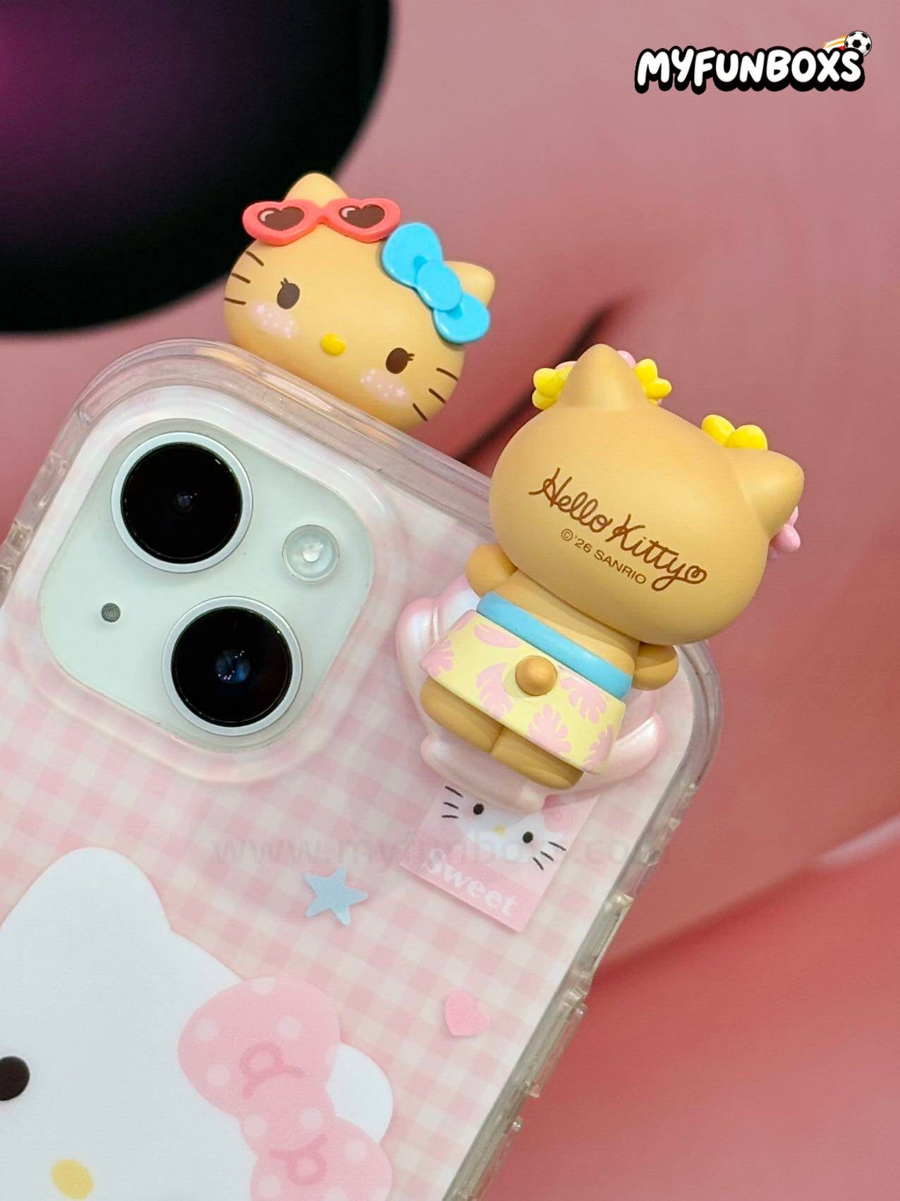 Sanrio Hello Kitty Beach Day Tan Series blind bag