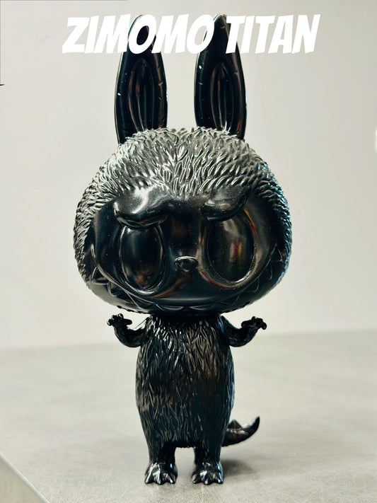 Zimomo Titan Black Titan with wings, signed by Long Jiasheng