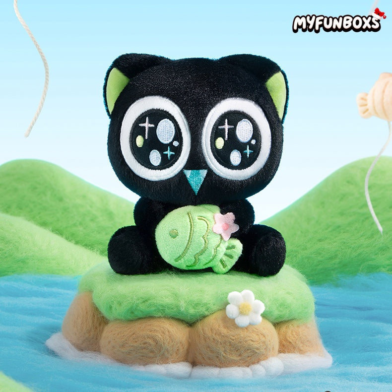 Luo Xiaohei Hug Series Plush Pendant Blind Box