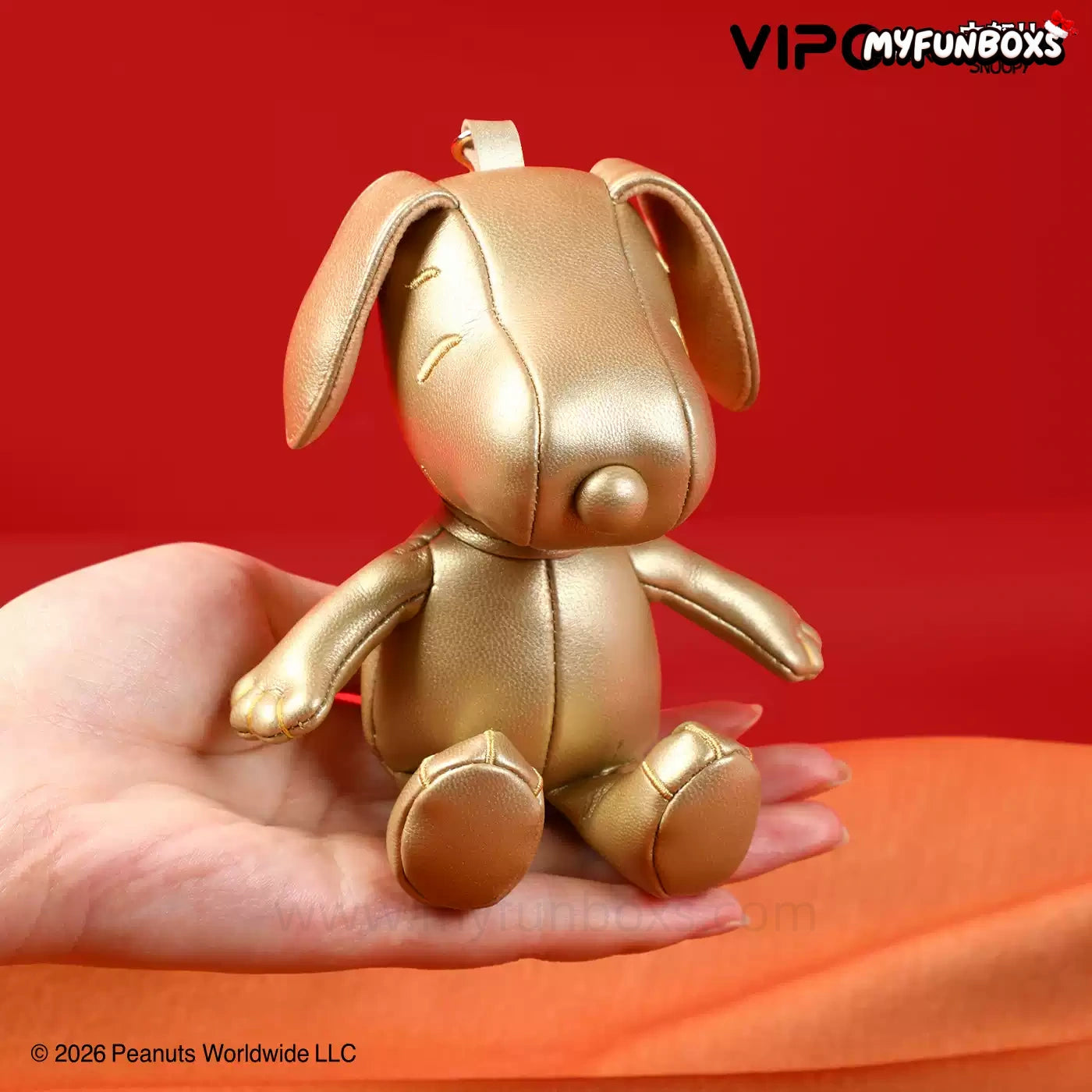 VIPOxSnoopy PU Leather Keychain Charm Snoopy PU pendant - gold