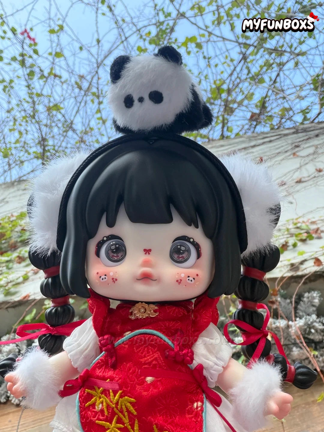 Nommi "Peace All Year Round" Articulated Action Figure (Pre-Order)