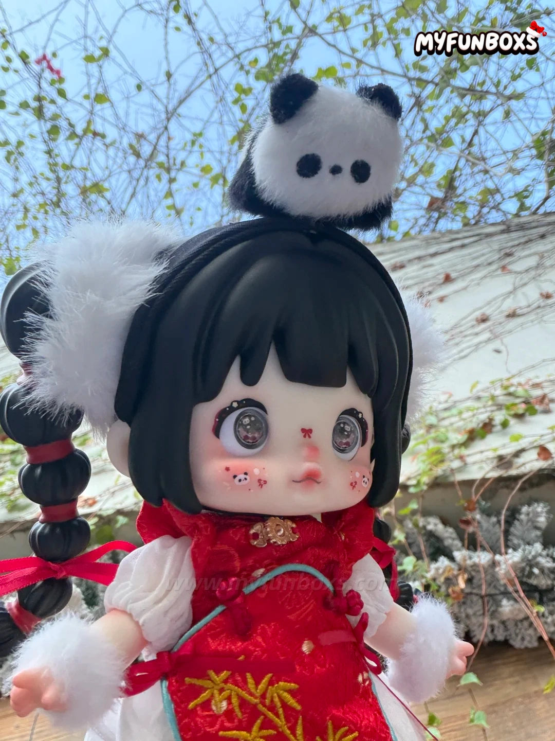 Nommi "Peace All Year Round" Articulated Action Figure (Pre-Order)