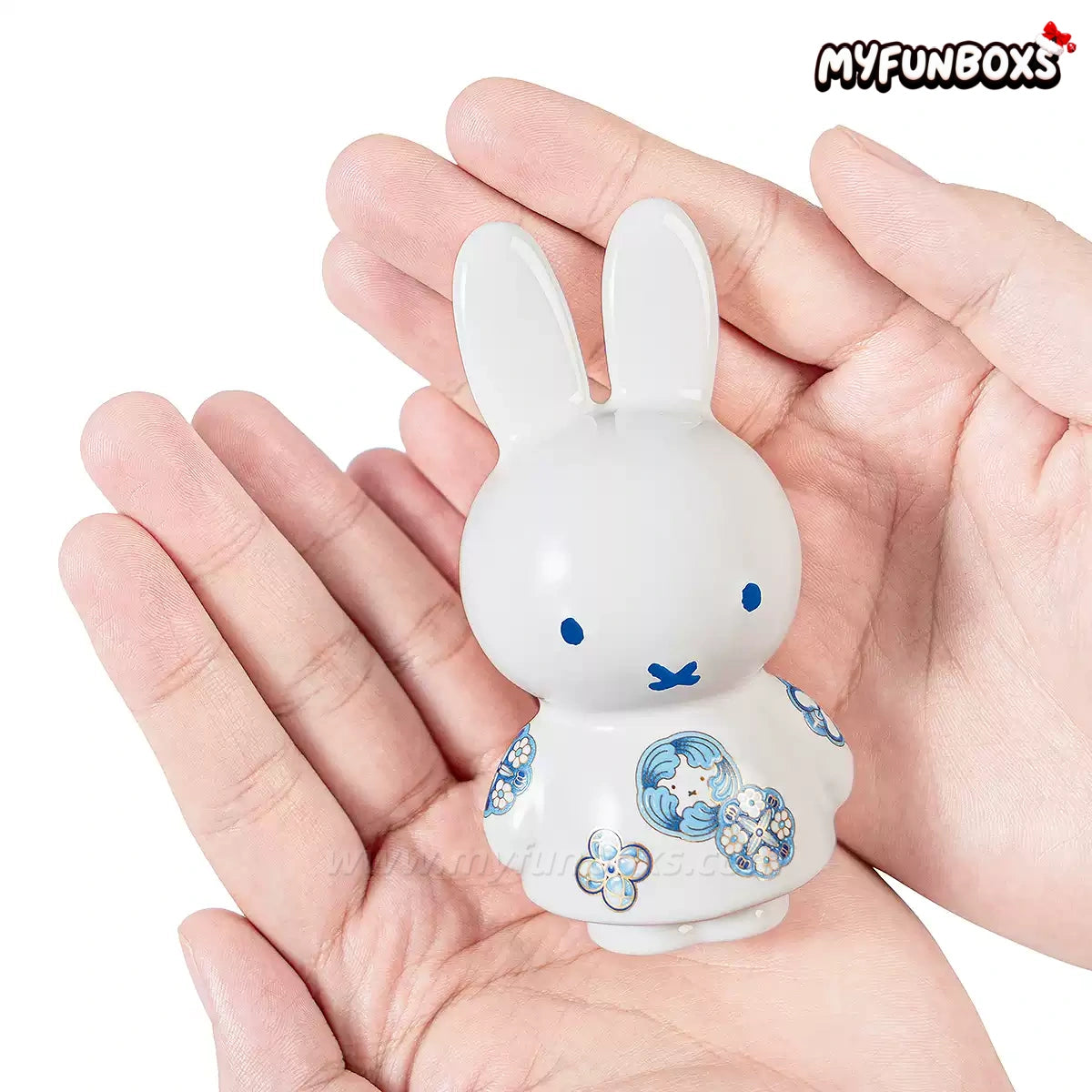 Miffy × Jingdezhen Porcelain: Blue & Pink “Ball Flower” Ceramic Bunny Figurine